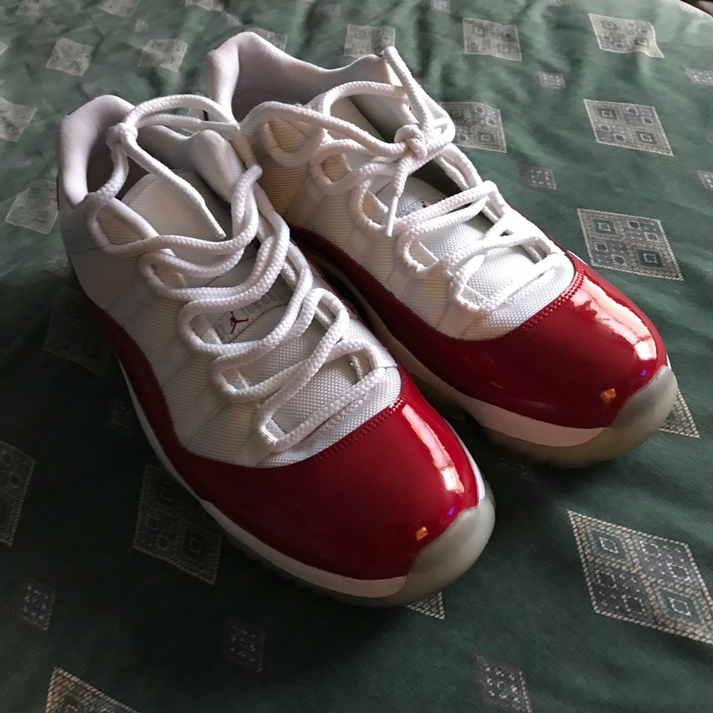 Air Jordan low 11